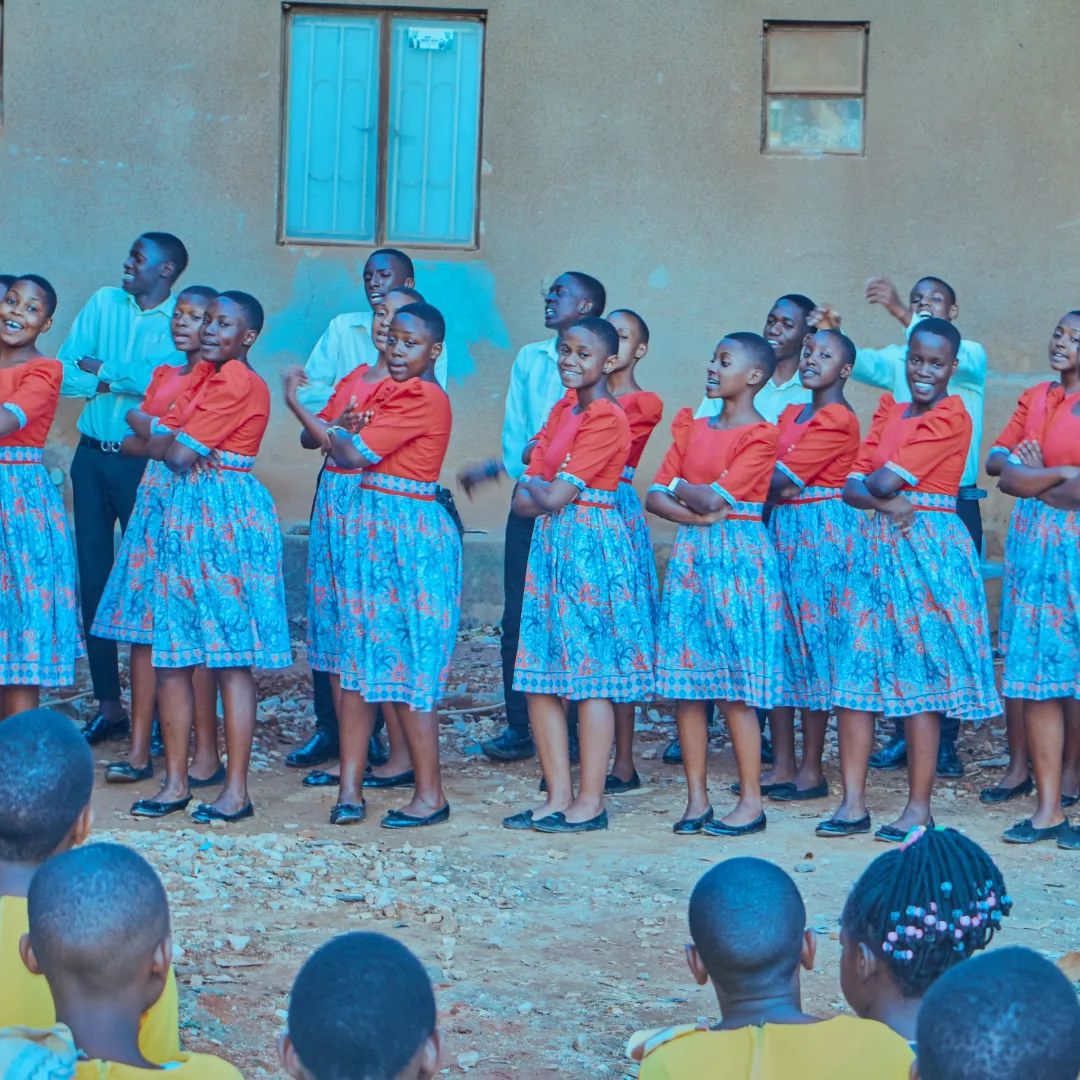 Stream Of Life Choir in BWERERE - Free MP3 Download